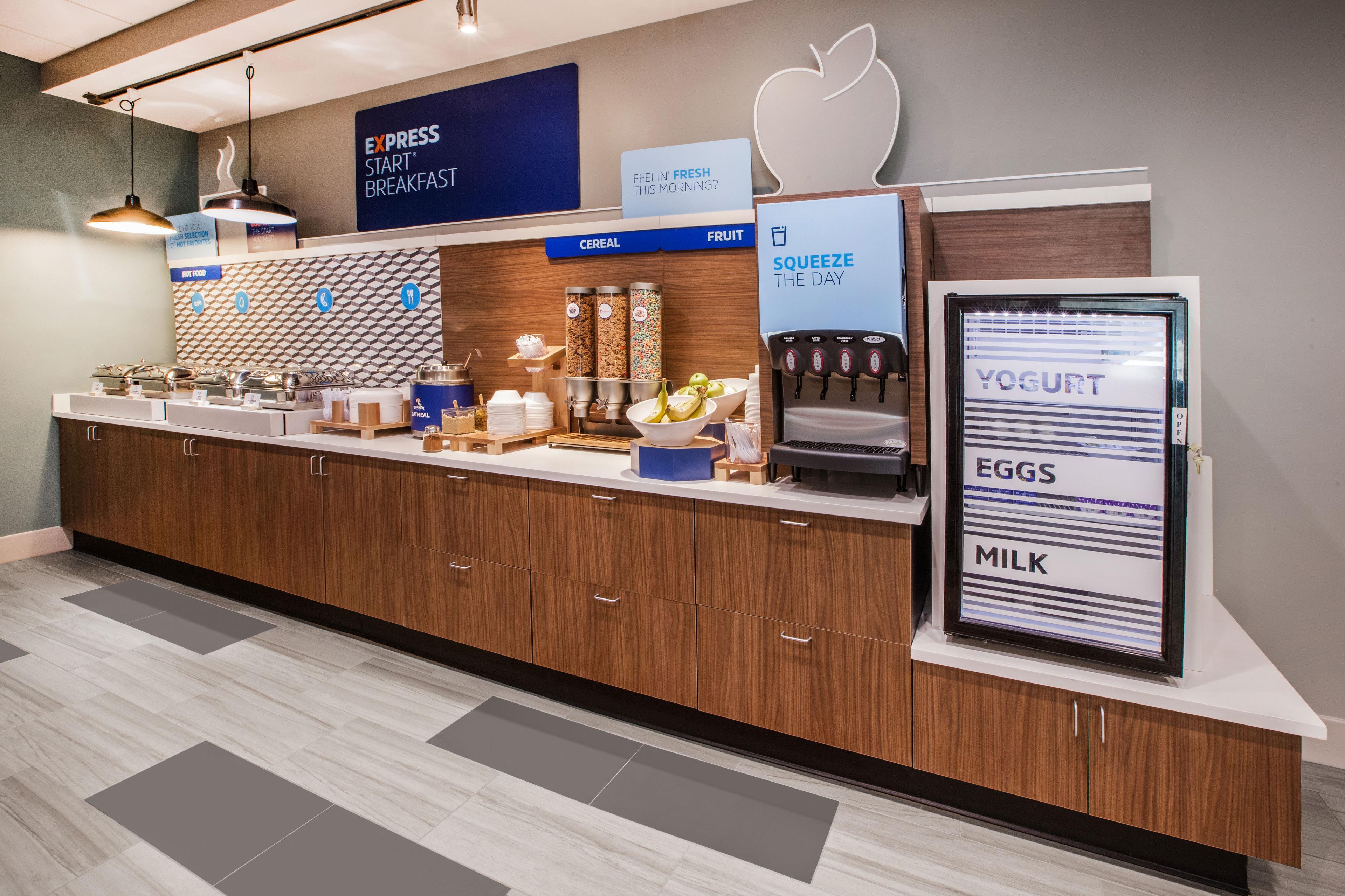 Holiday Inn Express Fairfax-Arlington Boulevard By Ihg Extérieur photo